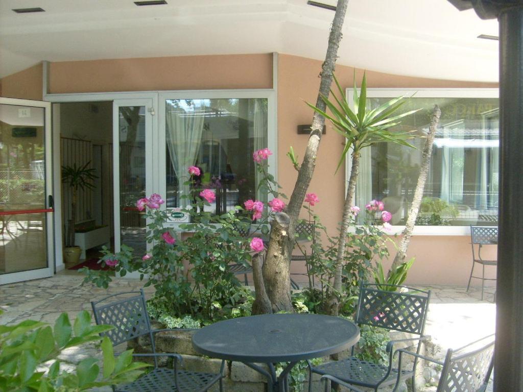 Hotel Bel Air Rivazzurra Di Rimini Exterior foto